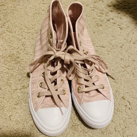 Pink girl converse - Picture 3 of 5